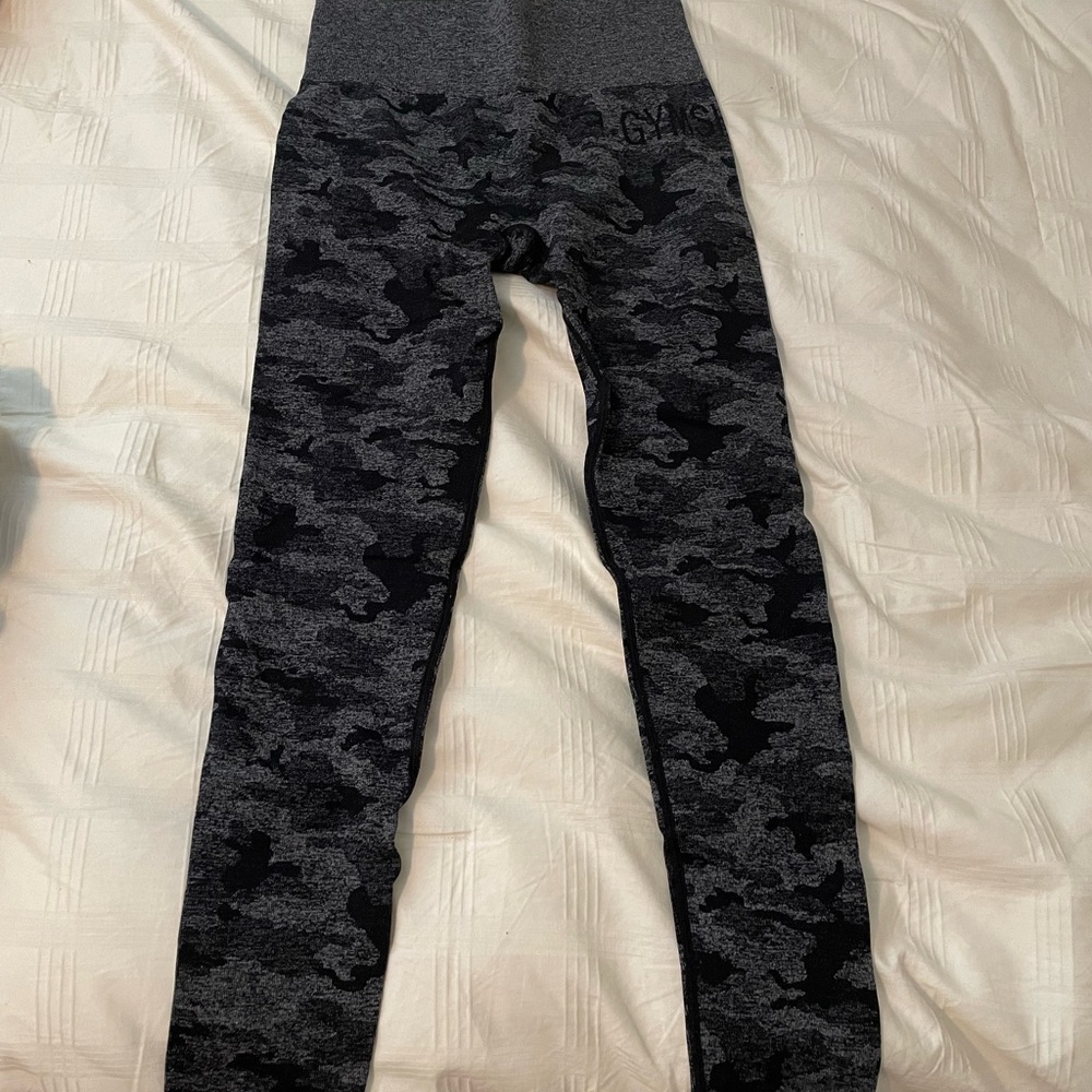 Gymshark camo leggings size small